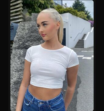 Elisabeth Jensen Nude Leaks OnlyFans Photo 2