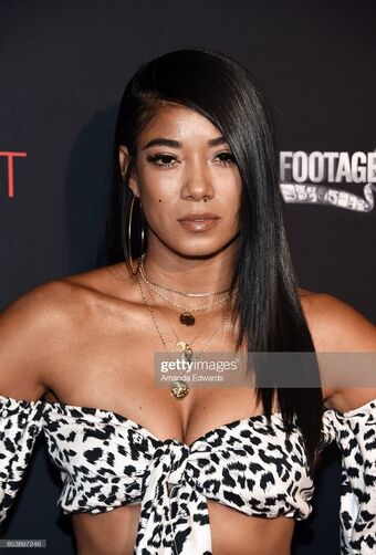 Mila J Nude Leaks OnlyFans Photo 11