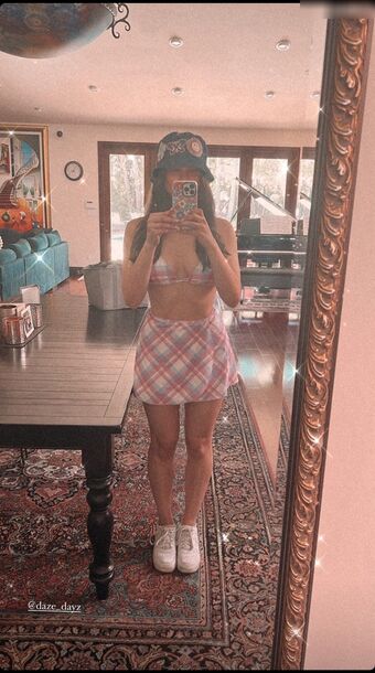 Kira Kosarin Nude Leaks OnlyFans Photo 152