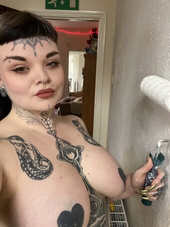 Lohhtuz Nude Leaks OnlyFans Photo 1