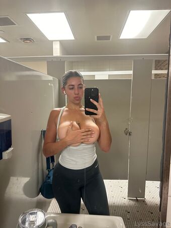 Lyss Savage Nude Leaks OnlyFans Photo 29