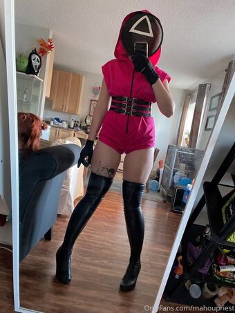 mahoupriest Nude Leaks OnlyFans Photo 9