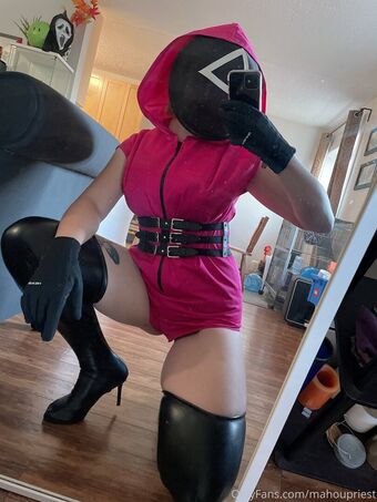 mahoupriest Nude Leaks OnlyFans Photo 17