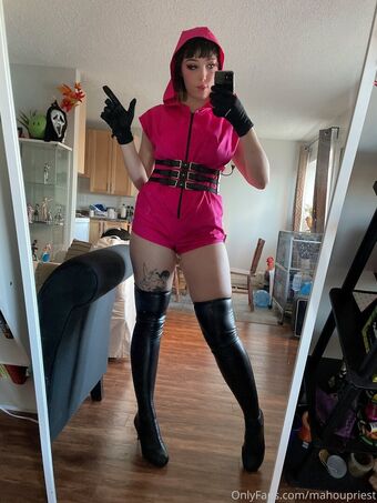 mahoupriest Nude Leaks OnlyFans Photo 15