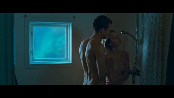 Mia Wasikowska Nude Leaks OnlyFans Photo 11