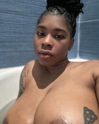 Pretty_Yunique Nude Leaks OnlyFans Photo 36