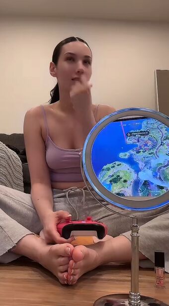 Sabrinasnoww Nude Leaks OnlyFans Photo 16