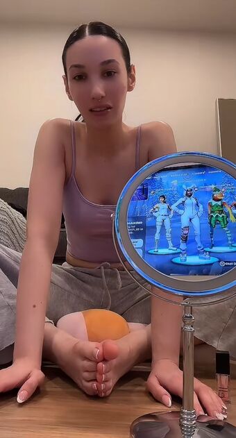 Sabrinasnoww Nude Leaks OnlyFans Photo 19