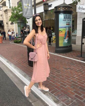 Safiya Nygaard Nude Leaks OnlyFans Photo 13