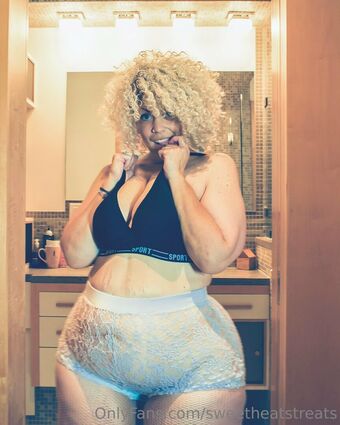 Sweetheatstreats Nude Leaks OnlyFans Photo 23