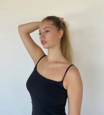 Tatiana Kaer Nude Leaks OnlyFans Photo 7