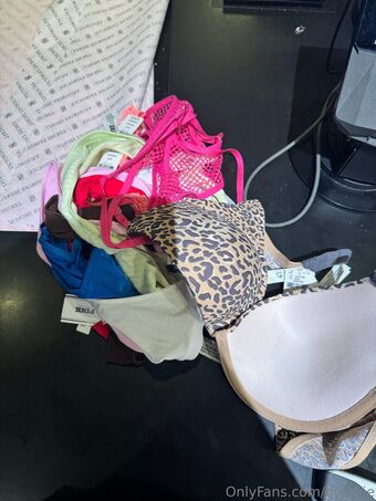 breckie Nude Leaks OnlyFans Photo 9