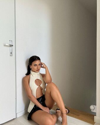 Doina-barbaneagra Nude Leaks OnlyFans Photo 140