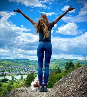 Holla die Wildfee Nude Leaks OnlyFans Photo 8