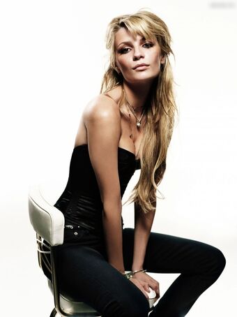 Mischa Barton Nude Leaks OnlyFans Photo 60