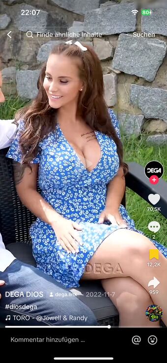 Wer ist das ? Kennt sie jemand ? Nude Leaks OnlyFans Photo 1