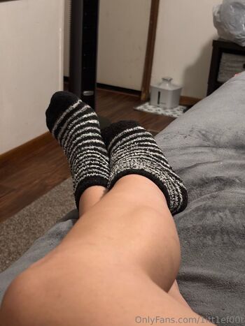 DARLING / 1itt1ef00t nude photo #6