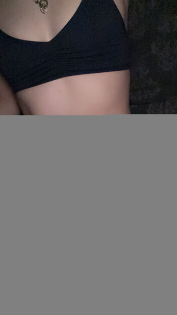 Vixe / 1vixen666 nude photo #8