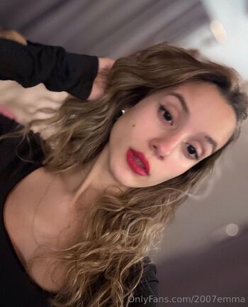 Emm / 2007emma nude photo #23