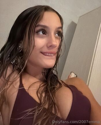 Emm / 2007emma nude photo #31