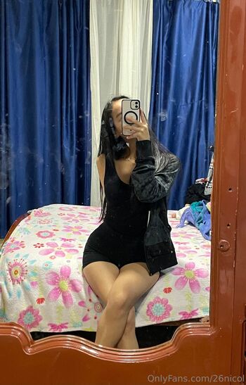 Stephany Nicol / 26nicol nude photo #35