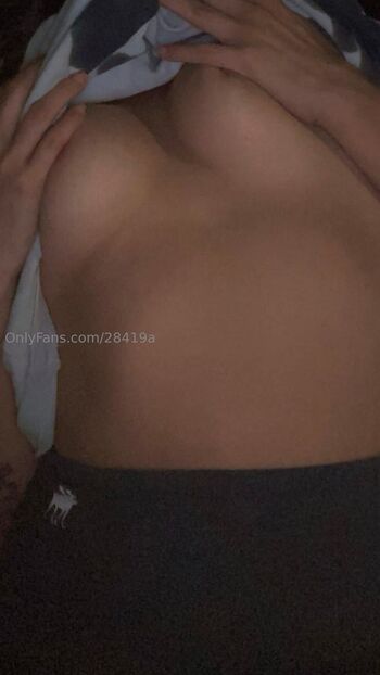 28419a nude photo #15