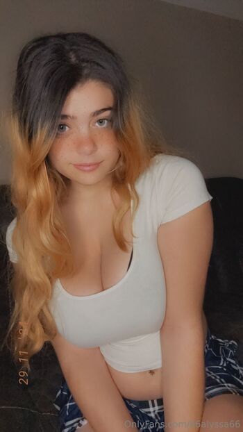 Alyssa6 / 66alyssa66 nude photo #36