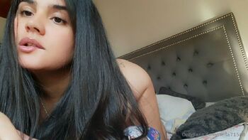 videocall / 777nellalovv nude photo #15