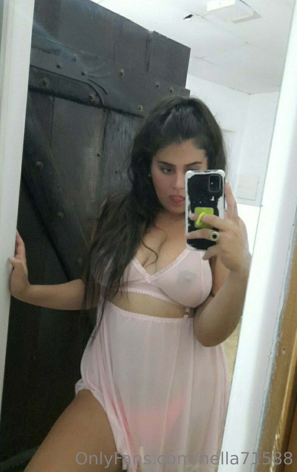 videocall / 777nellalovv nude photo #26