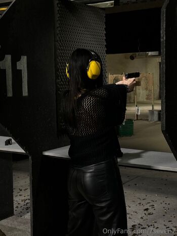 Seve / 7seven7 nude photo #13