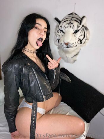 𝑮𝒐𝒅𝒅𝒆𝒔𝒔 𝑨𝒂𝒔𝒌𝒂 / aaskamylove nude photo #3