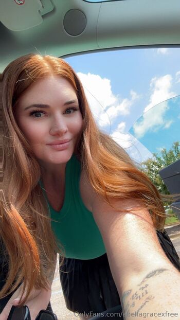 Abella Grac / abellagracexfree / abellaxgrace / abellagracex / happyabellagrace nude photo #32