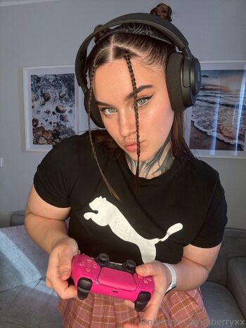 Anna / aberryxx nude photo #38