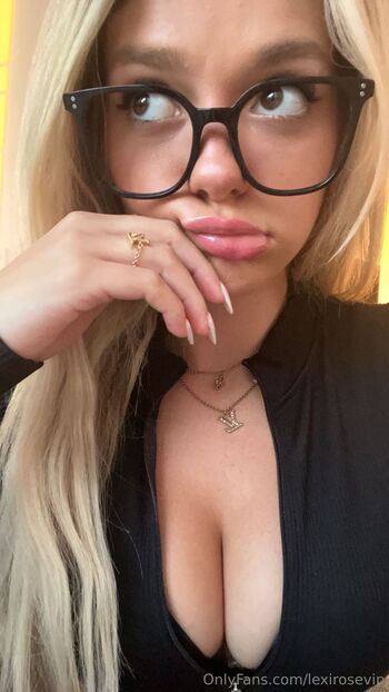 Abigail 06 Blonde Girl / abigaillutzvip nude photo #9