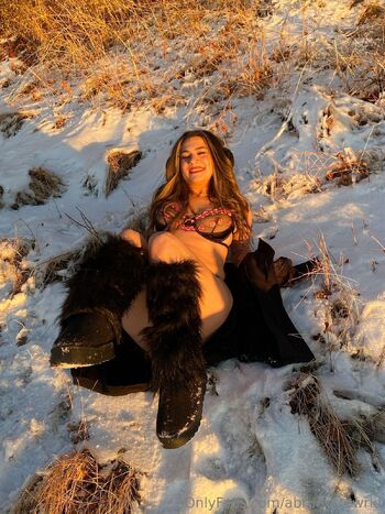 Des / abrunettewrld nude photo #6