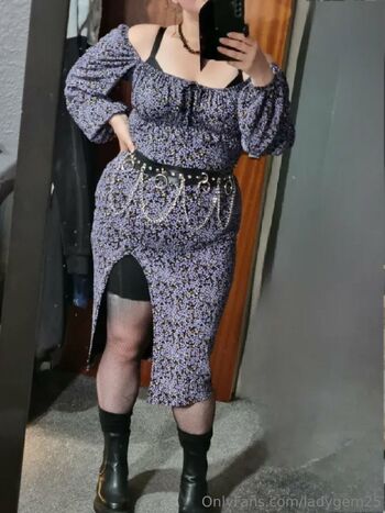 GoddessGe / absolutefxckinggem / findom.lady.gemini / insultstress nude photo #16