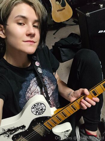 Adalind Gray FREE / adalindgrayfree / adalindgray_official / adalindgrayxo nude photo #9