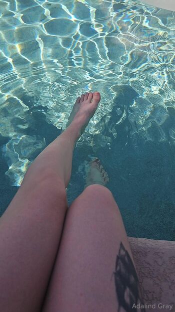 Adalind Gra / adalindgrayxo nude photo #6