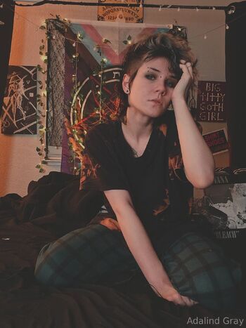 Adalind Gra / adalindgrayxo nude photo #17