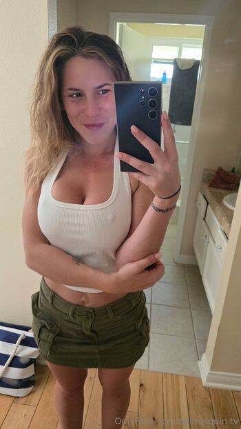 QuinnyOffCamer / aderesquin.tv nude photo #29