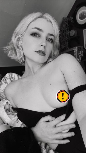 Adorable Amy (free page / adorableamyfree nude photo #19