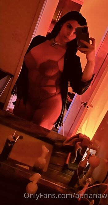 Adrian / adrianaw nude photo #5