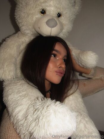 Adrianna / adriannaswg nude photo #14