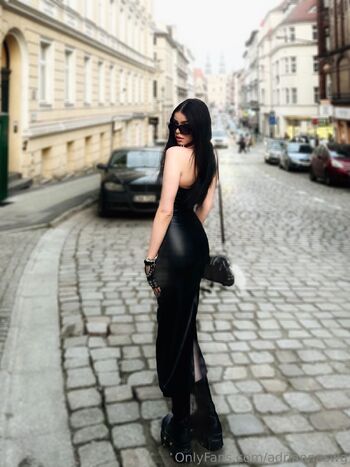 Adrianna / adriannaswg nude photo #32