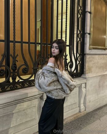 Adrianna / adriannaswg nude photo #36