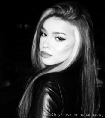 Adrianna / adriannaswg nude photo #38
