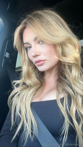 Adria Ra / adriaraexxx nude photo #8