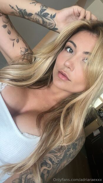 Adria Ra / adriaraexxx nude photo #53