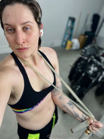 Yo Adrienne Drigg / adriennedriggs nude photo #6