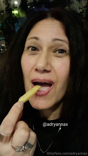 SILVER PUSSY GRANNY ADRYANNA / adryannax nude photo #1